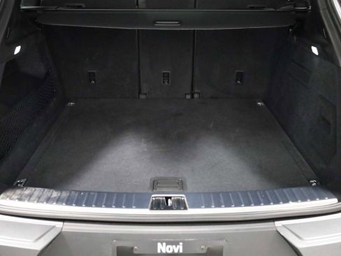 Certified 2025 Porsche Cayenne image 39