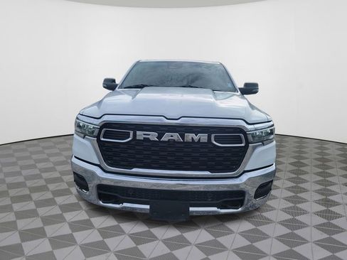 Used 2025 RAM 1500 Big Horn AWD/4WD image 2