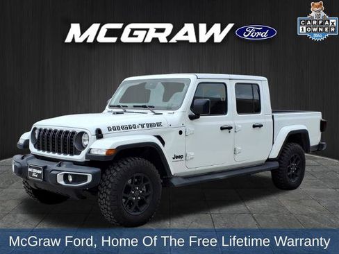 Used 2025 Jeep Gladiator Sport AWD/4WD image 1