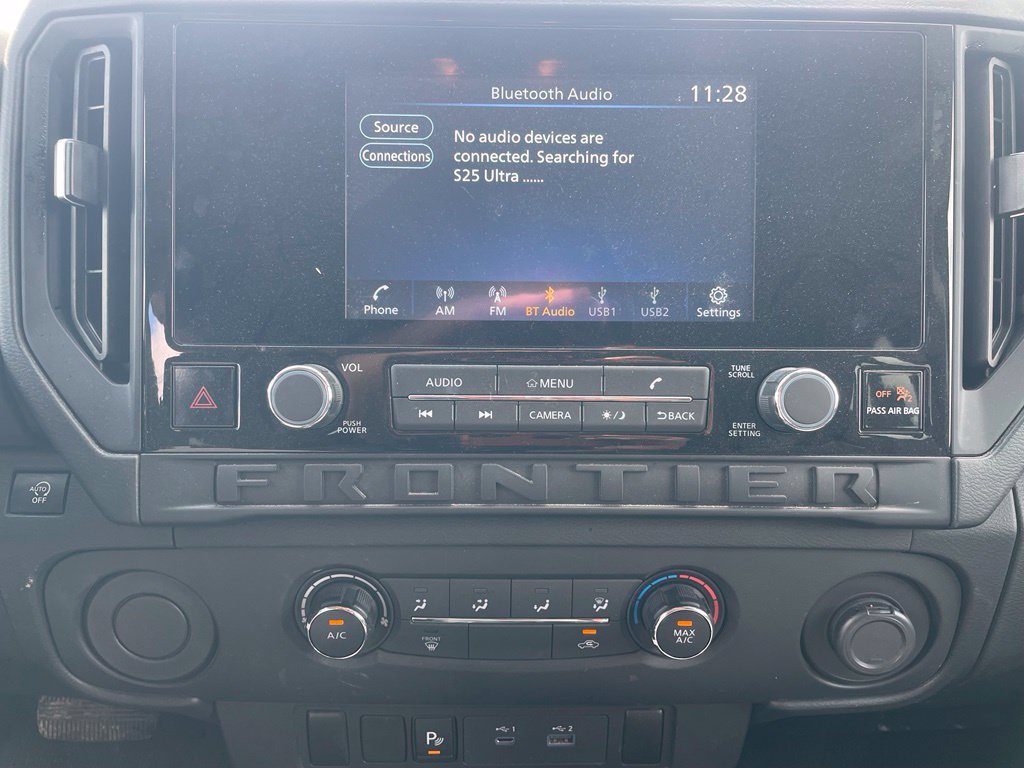 Used 2025 Nissan Frontier S RWD image 15
