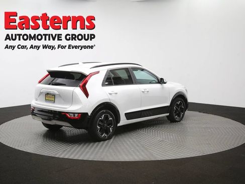 Used 2023 Kia Niro Wind FWD image 39
