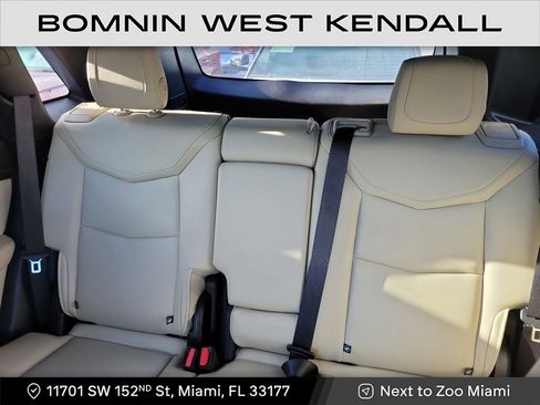 Used 2019 Cadillac XT5 FWD image 8