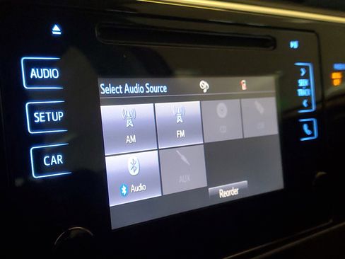 Used 2018 Toyota Corolla SE image 28