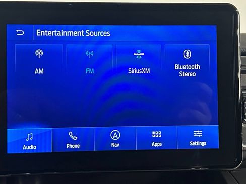Used 2023 Ford Explorer XLT w/ Equipment Group 202A AWD/4WD image 84