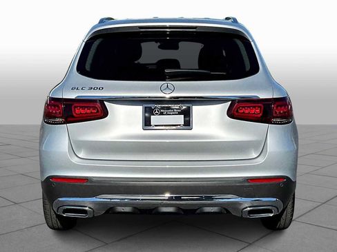 Used 2020 Mercedes-Benz GLC 300 image 5