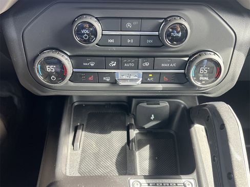 New 2026 Ford Bronco Big Bend w/ Black Diamond Package image 6