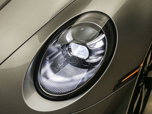 Certified 2023 Porsche 911 Targa 4S AWD/4WD image 11
