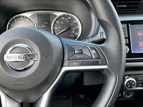 Used 2019 Nissan Kicks S FWD image 25