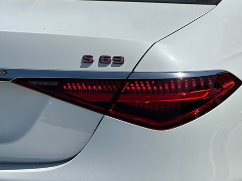 New 2026 Mercedes-Benz S 63 AMG S image 26