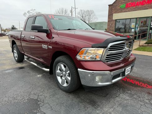 Used 2017 RAM 1500 Big Horn image 2