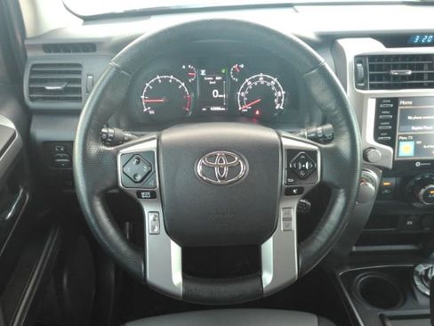 Used 2023 Toyota 4Runner SR5 Premium w/ Moonroof Package image 30