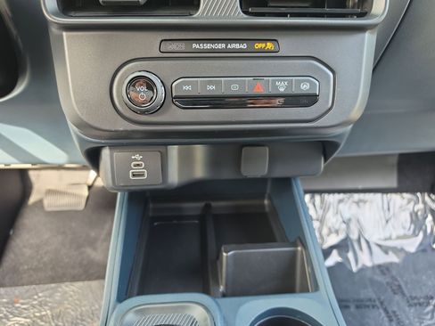 New 2026 Ford Maverick XL image 17