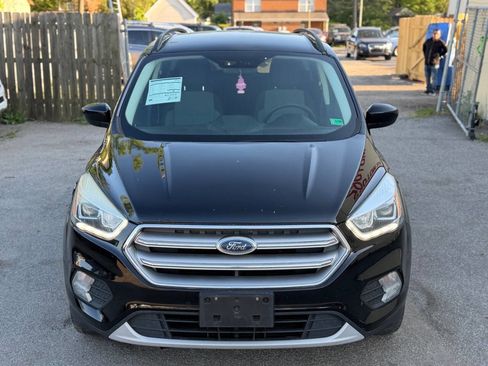 Used 2017 Ford Escape SE w/ Equipment Group 201A AWD/4WD image 19