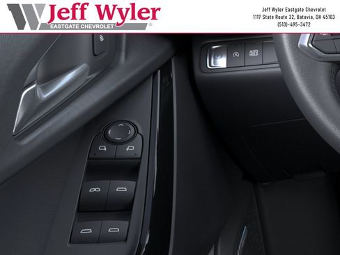 New 2026 Chevrolet Equinox LT FWD image 23