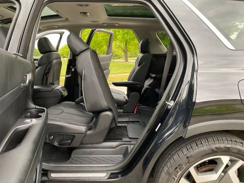 Used 2024 Hyundai Palisade Limited AWD/4WD image 39