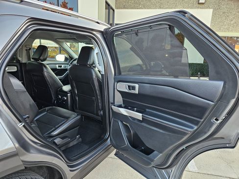 Used 2023 Ford Explorer Limited w/ Equipment Group 301A image 26