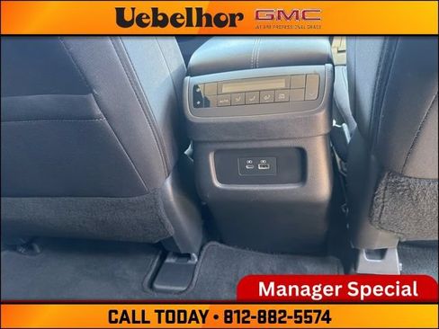 Used 2025 Nissan Pathfinder SV AWD/4WD image 7