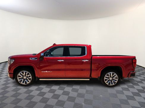 Used 2024 GMC Sierra 1500 Denali w/ Denali Reserve Package AWD/4WD image 2