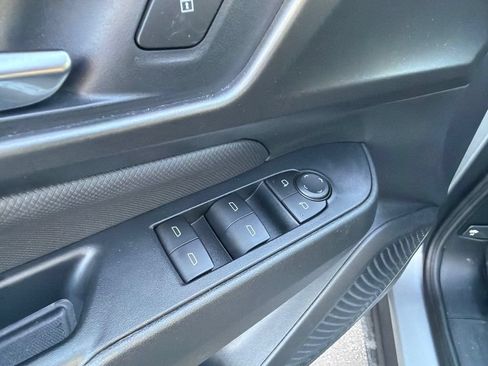 Used 2025 Chevrolet Equinox EV LT w/ Comfort Package FWD image 11