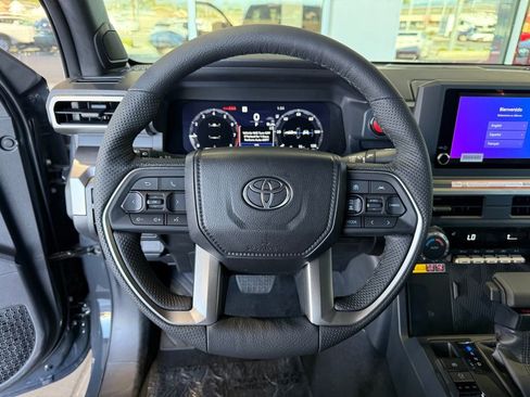 New 2026 Toyota Tacoma TRD Off-Road AWD/4WD image 18