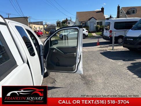 Used 2012 Nissan Frontier S w/ S Preferred Pkg image 24