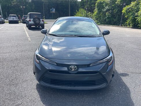 Used 2026 Toyota Corolla LE FWD image 2