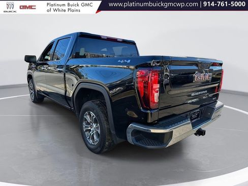 Used 2024 GMC Sierra 1500 SLT image 6