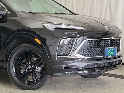 Certified 2024 Buick Encore GX Sport Touring AWD/4WD image 5