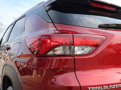 Used 2023 Chevrolet TrailBlazer LT w/ Convenience Package image 28