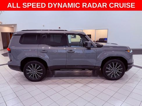 Certified 2025 Lexus GX 550 550 Luxury+ PANO ROOF/MARK LEV w/ Accessory Package (Z1) image 10