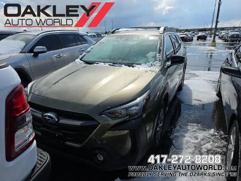 Used 2024 Subaru Outback Premium AWD/4WD image 1