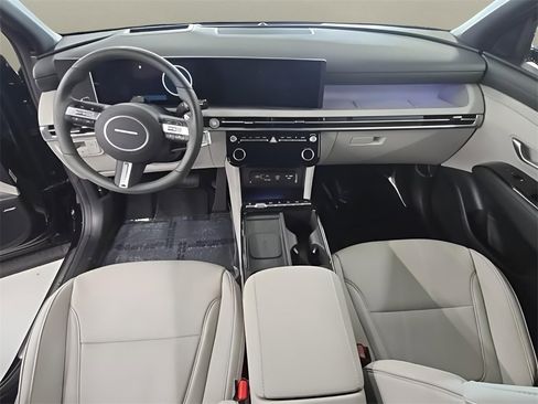 New 2026 Hyundai Tucson Limited image 19