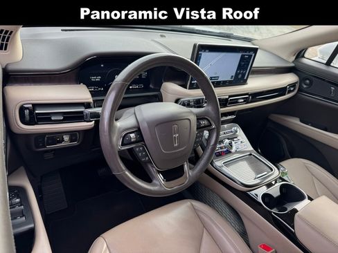 Used 2021 Lincoln Nautilus Reserve w/ Equipment Group 201A image 3