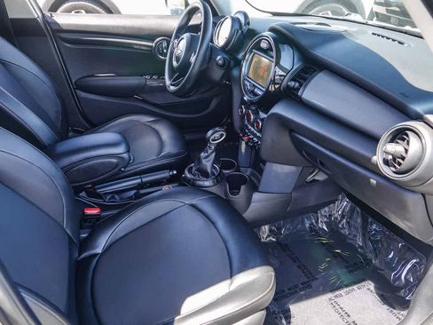 Used 2015 MINI Cooper 4-Door Hardtop FWD image 15