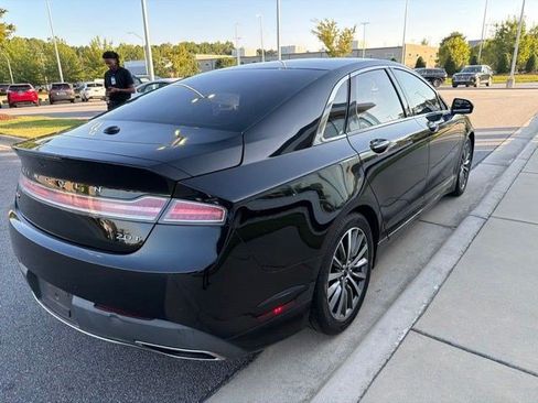 Used 2018 Lincoln MKZ Premiere FWD image 5