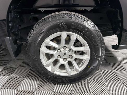 Used 2023 Chevrolet Silverado 1500 RST RWD image 22