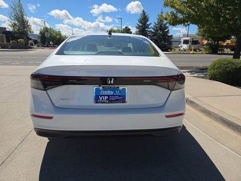 New 2025 Honda Accord SE image 5