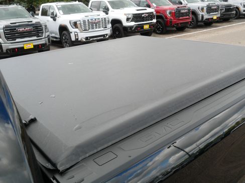 Used 2023 GMC Sierra 1500 SLT w/ SLT Premium Package AWD/4WD image 36