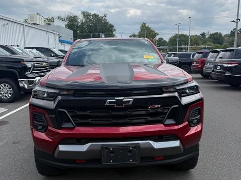 Used 2023 Chevrolet Colorado Z71 w/ Z71 Convenience Package 2 AWD/4WD image 10