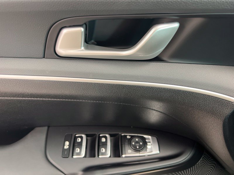 New 2026 Kia K5 LXS FWD image 19