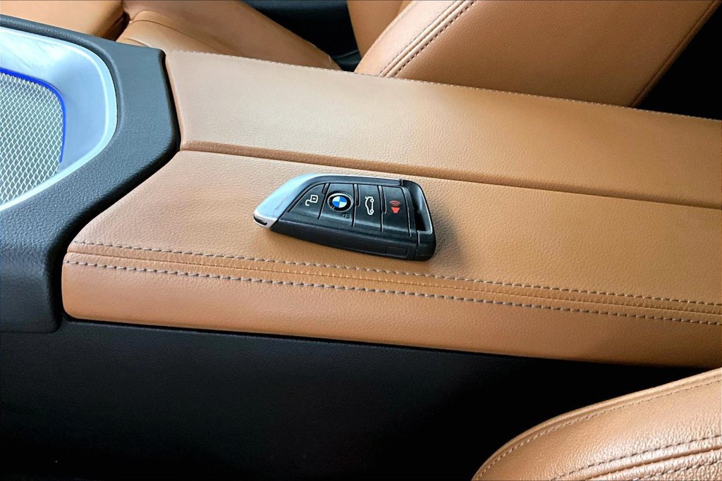 Used 2020 BMW Z4 M40i w/ Premium Package RWD image 9