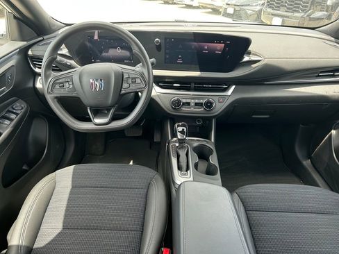 Used 2024 Buick Envista Preferred w/ Advanced Safety Package FWD image 15