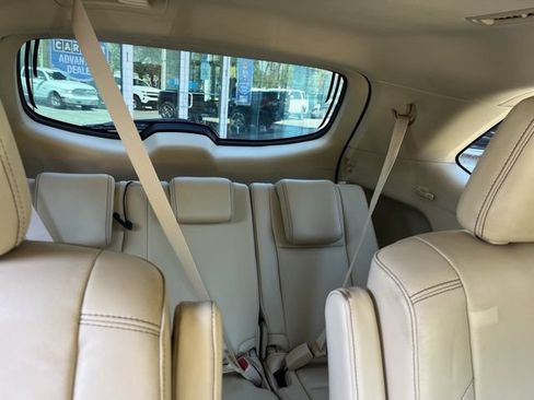 Used 2017 Toyota Highlander XLE FWD image 17