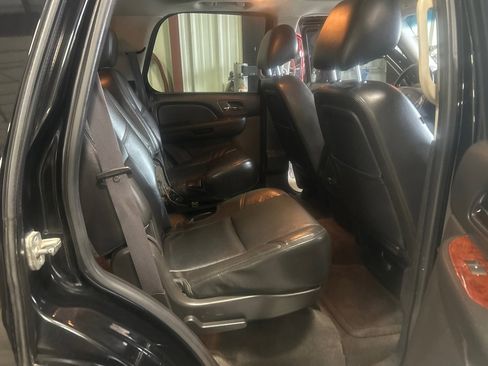 Used 2013 Chevrolet Tahoe LTZ image 20