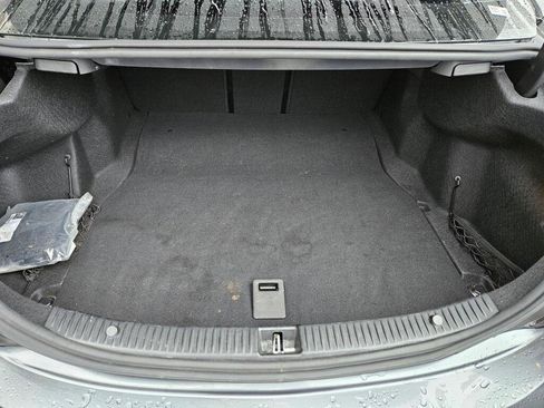 Used 2018 Mercedes-Benz C 300 4MATIC Sedan image 16