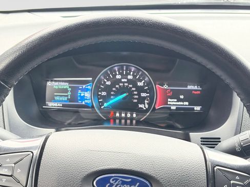 Used 2019 Ford Explorer XLT w/ Equipment Group 201A image 27