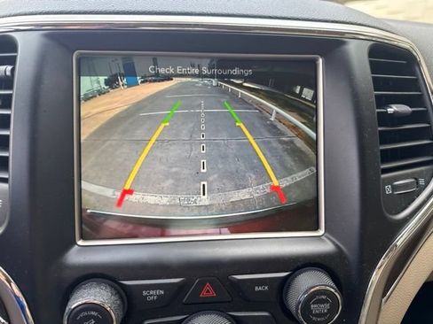 Used 2015 Jeep Grand Cherokee Limited RWD image 19