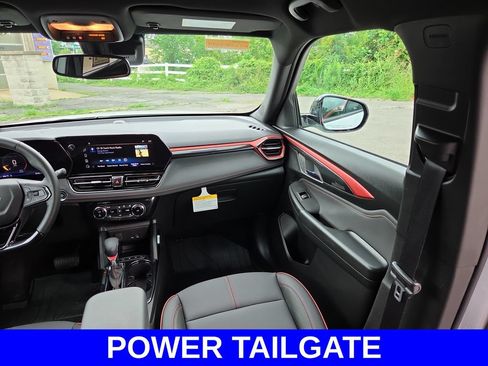 Used 2026 Chevrolet TrailBlazer RS w/ Convenience Package AWD/4WD image 11