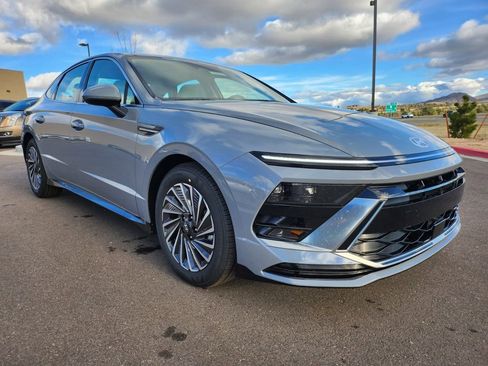 New 2026 Hyundai Sonata SEL image 2