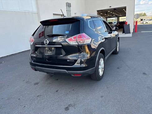 Used 2016 Nissan Rogue SV w/ SV Premium Package AWD/4WD image 10